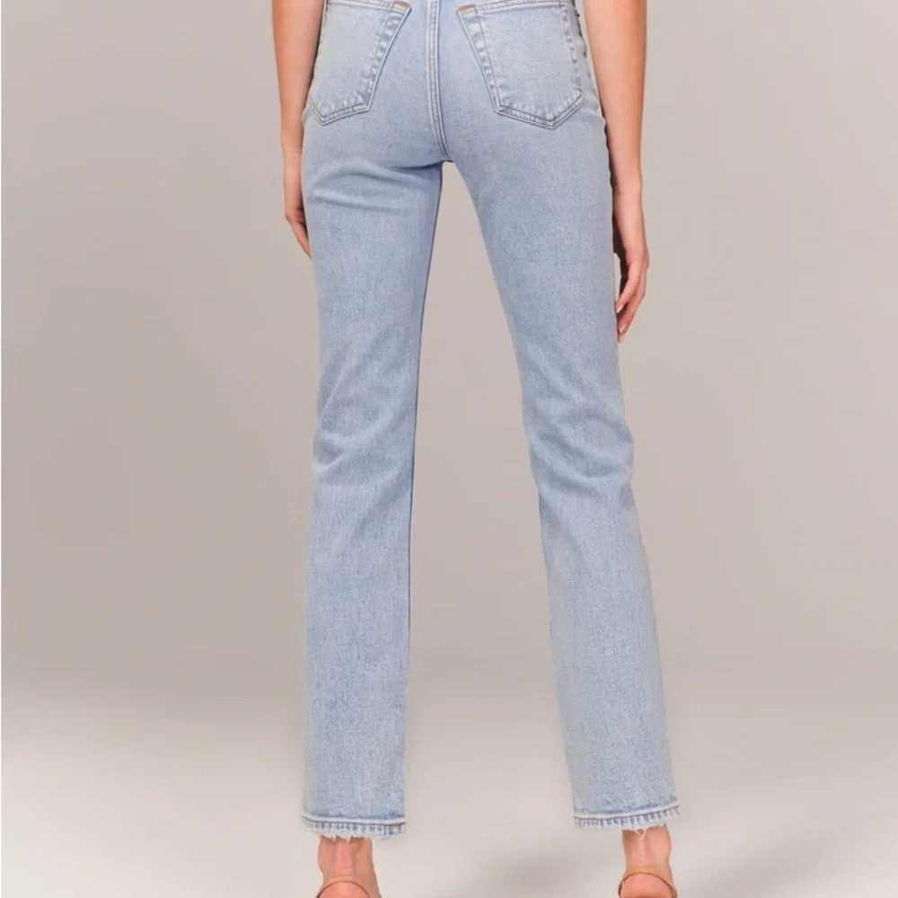 Abercrombie & Fitch Blue The Ankle Straight Ultra High Rise Leg Jeans - Picture 4 of 10